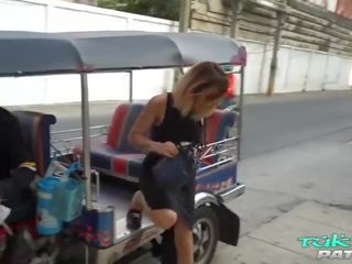 Tuktukpatrol velký sýkorka thajská enchantress pouze fucks velký peter