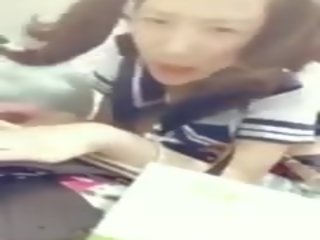 중국의 젊은 대학 학생 못을 박았다 2: 무료 성인 비디오 (e)