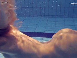 Elena proklova onderwater blondine kindje, hd x nominale film b4